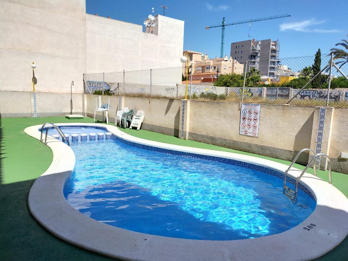 Estudio Comodo En Torrevieja Dış mekan fotoğraf